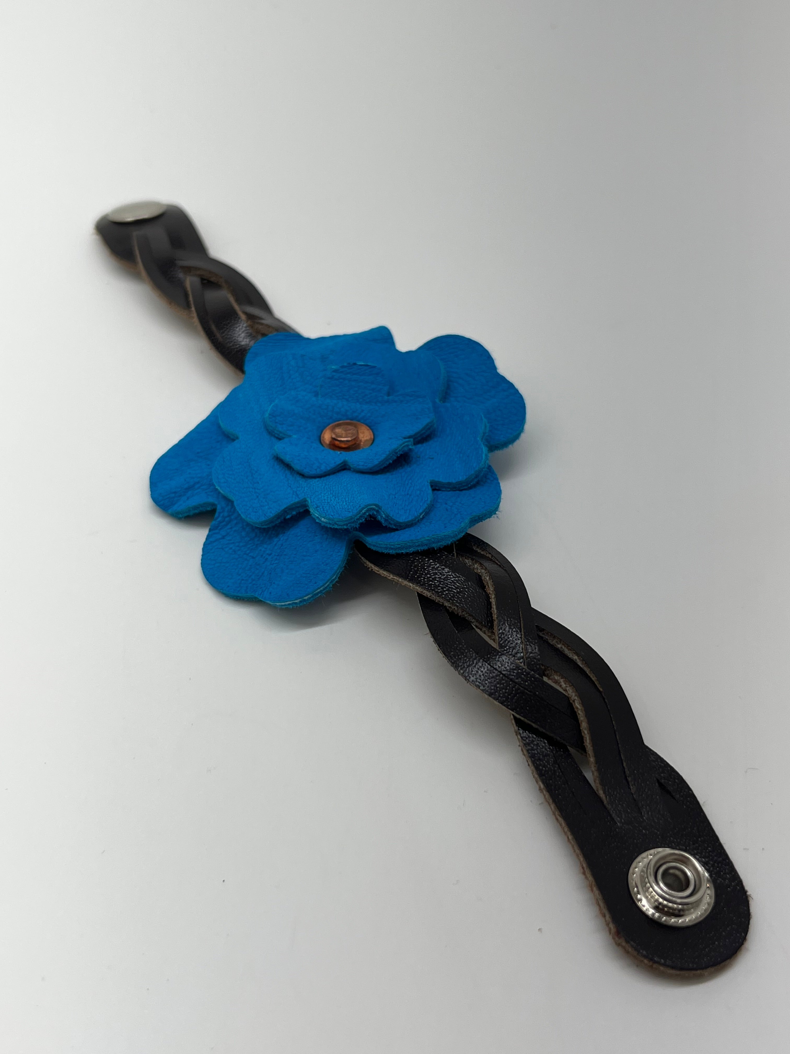 Leather Flower Bracelet - Weaved by hand